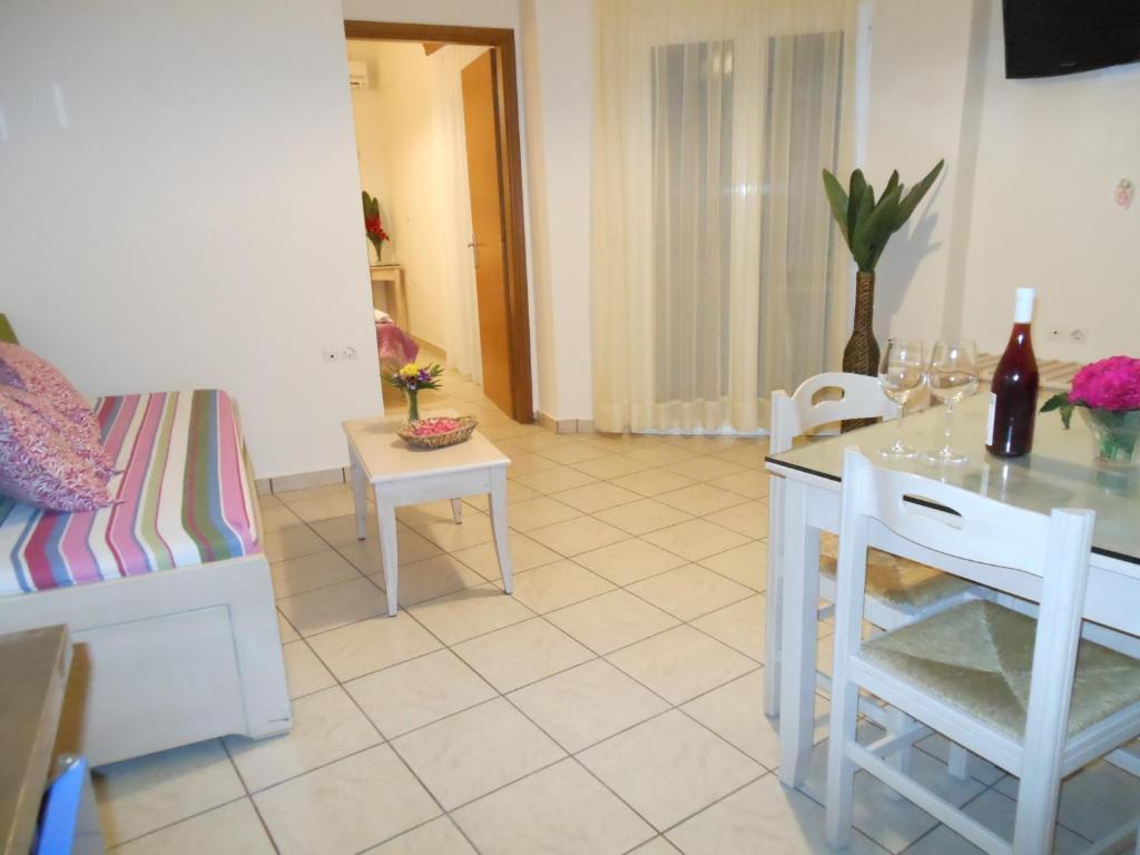 Jechrina Aparthotel Kato Daratso Phòng bức ảnh
